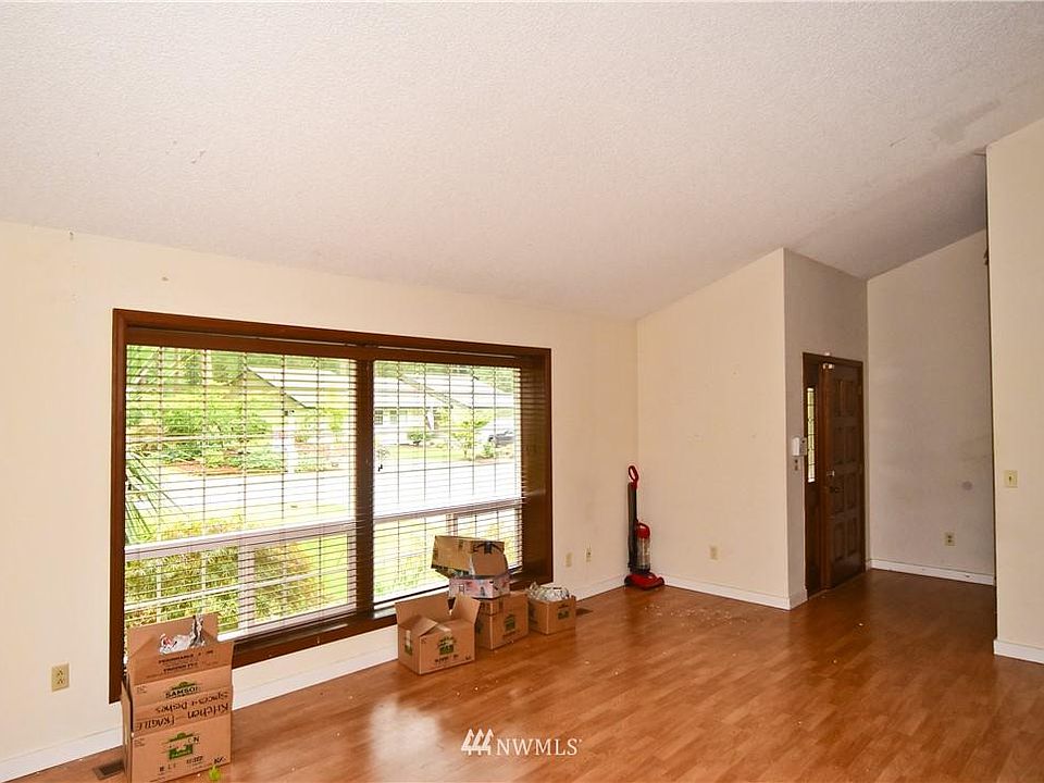 1st image of 2002 45th Street Ct NW