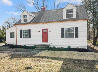 1279 Old Henderson Rd, Columbus, OH 43220