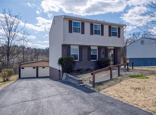 407 Stoneybrook Dr, Elizabeth, PA