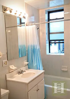 Rented by Halstead Real Estate | media 32