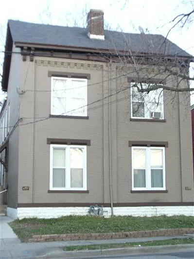 1107 Isabella St photo 1