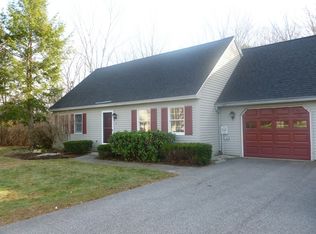 4 Riverbend Dr, Yarmouth, ME 04096