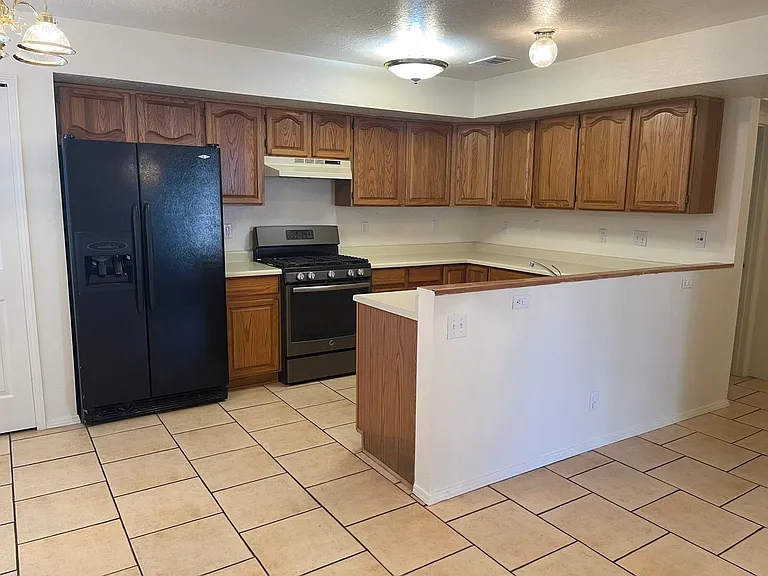 4300 Saddlewood Trl SE — Photo 6
