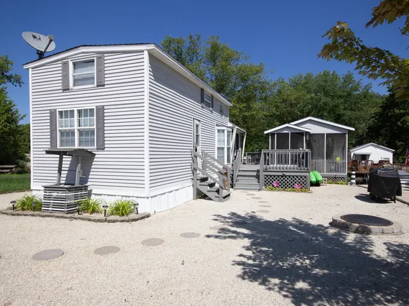 132 Tummytooth Ln, Wilmington, IL 60481