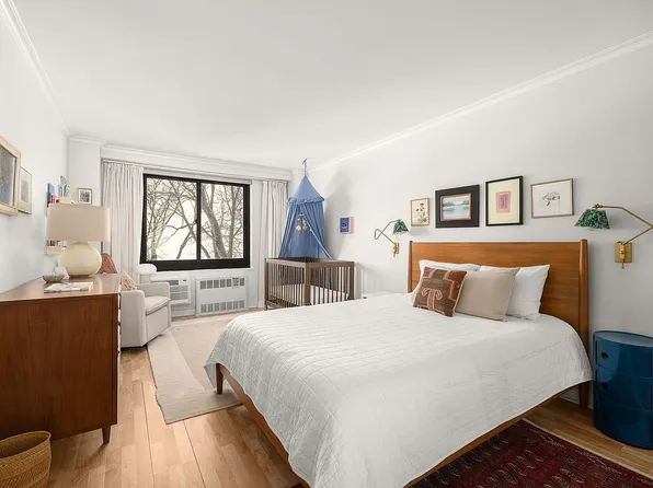 185 Hall St APT 414, Brooklyn, NY 11205