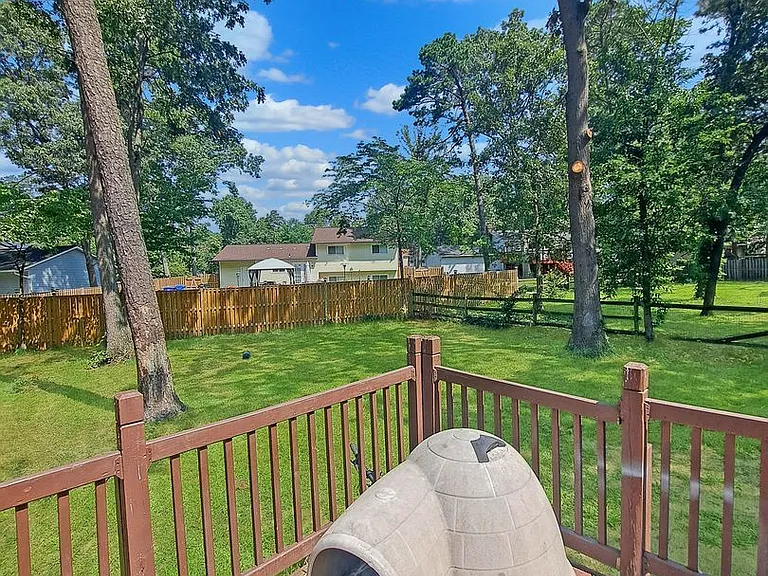 5209 Vaughan Ct — Photo 11