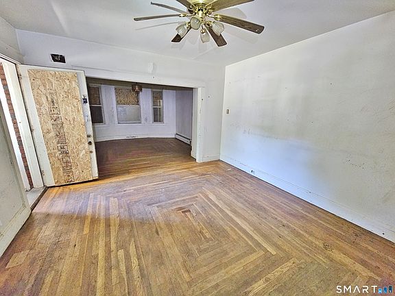 5th image of 107 Gridley Street