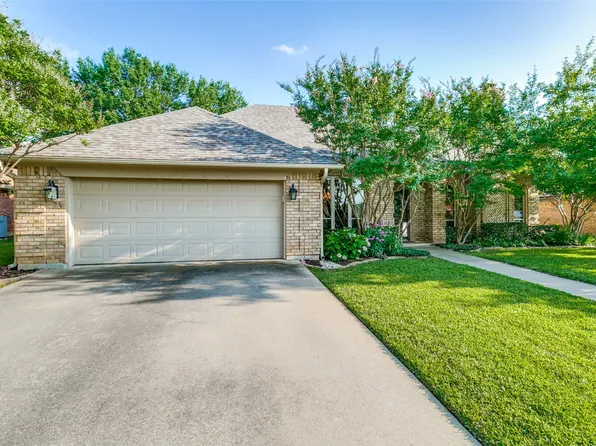 1204 Brookshire Dr, Bedford, TX 76021