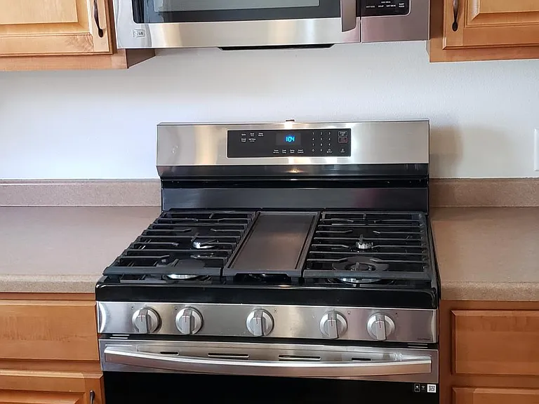 4272 W Alvina Ave #1 — Photo 23