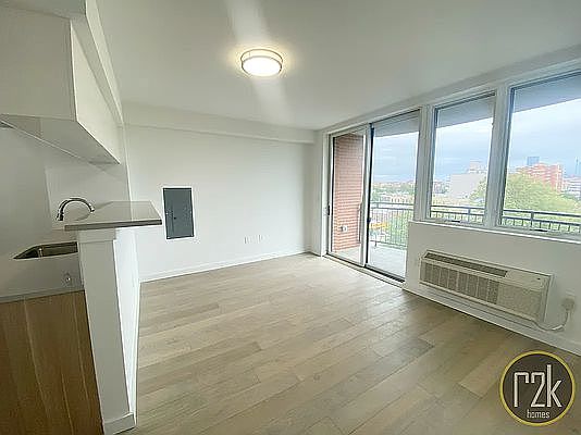 5th image of 28-16 21st St #603