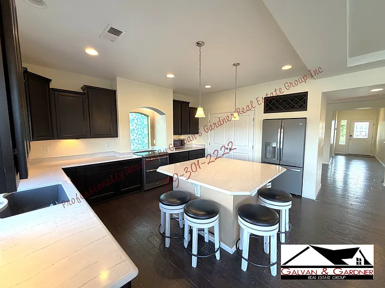 9101 Sentry Dr — Photo 8
