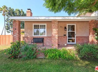 8911 Lilienthal Ave, Los Angeles, CA 90045