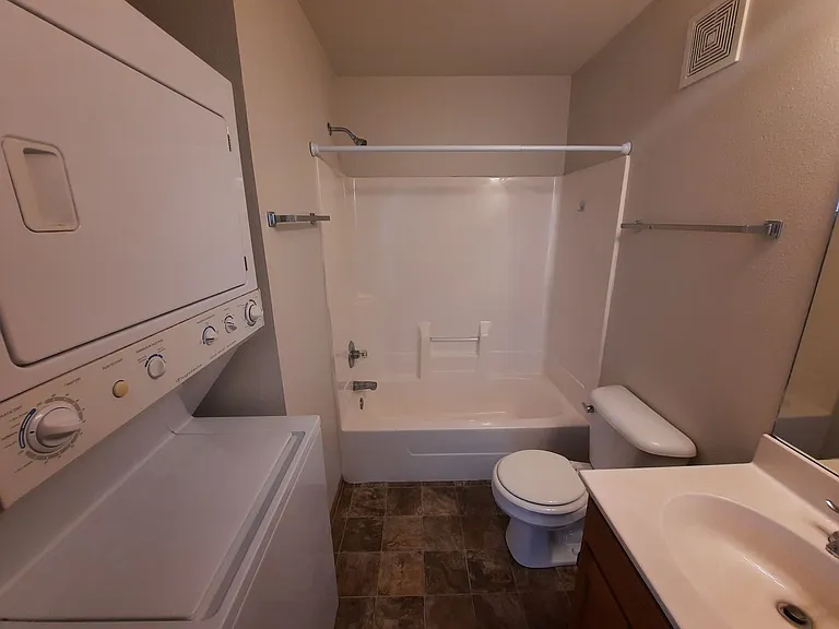 Mulberry Pointe Apartment Homes — Photo 60