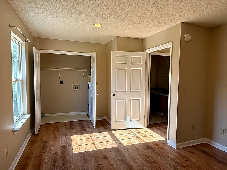 139 Honeycutt St — Photo 13