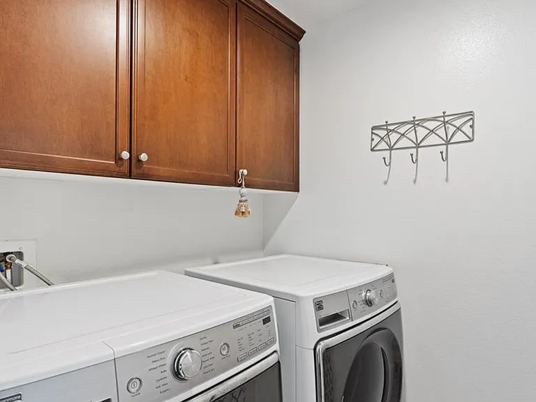 71 Brownstone Way — Photo 10