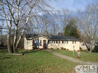 501 Spring Ln, Columbia, TN 38401