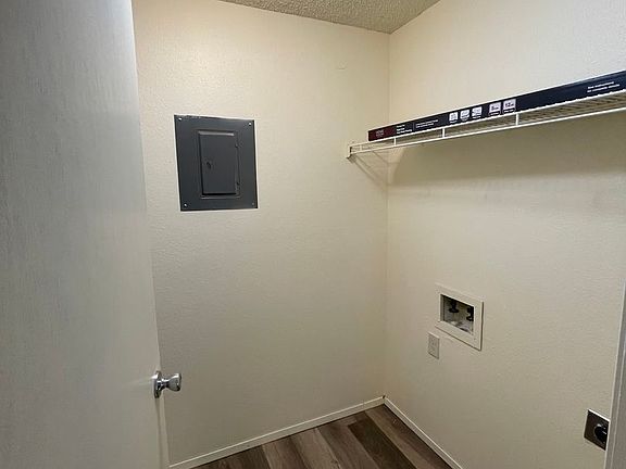 5th image of 2303 N Grand Ave #E-043