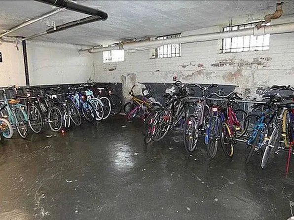 82-16 34th Avenue image 4 of 13