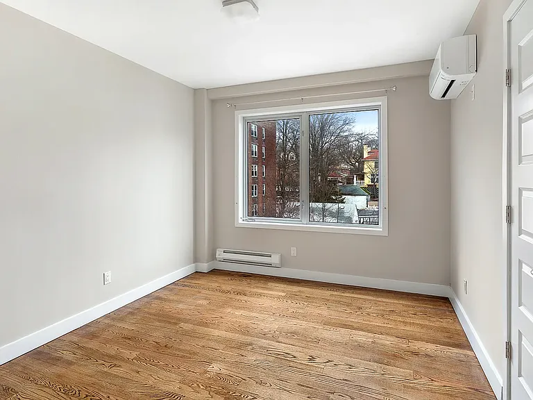 19011 Hillside Ave #603 — Photo 3