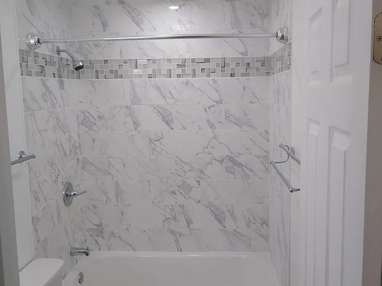 714 N Hoyt St #4 — Photo 4