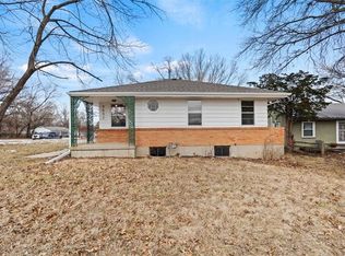 9052 E 59th St, Raytown, MO 64133