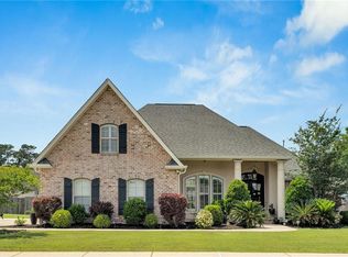 1267 Avenue Du Chateau, Covington, LA 70433