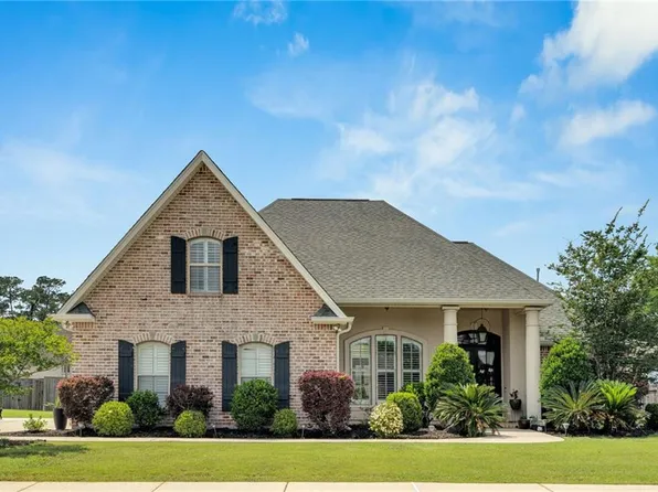 1267 Avenue Du Chateau, Covington, LA 70433