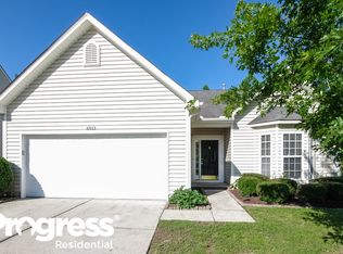 6933 Goldenwillow Dr, Charlotte, NC 28215