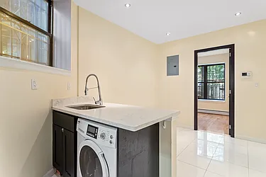 Rented by Safdie Realty Group