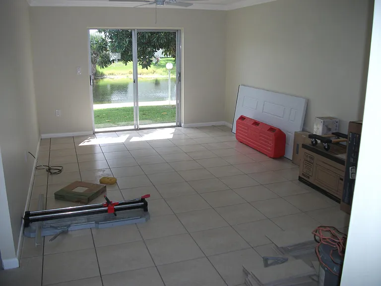 718 Joel Blvd — Photo 6