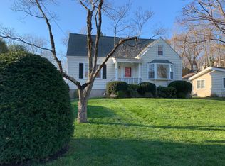5 Hampton Rd, Darien, CT 06820