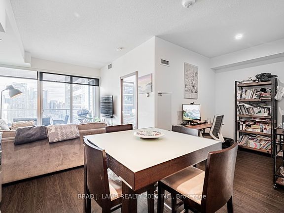 4th image of 19 Bathurst St #3208