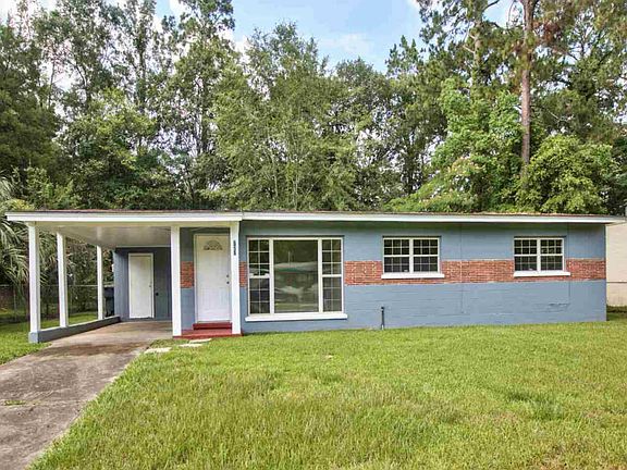 2nd image of 727 Cochran Dr
