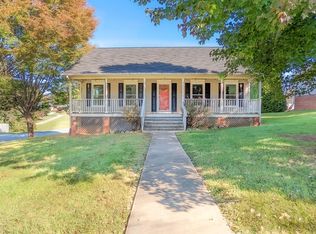 3753 Signet Dr, Winston Salem, NC 27101