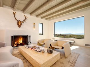 1040 Bishops Lodge Rd, Santa Fe, NM 87501