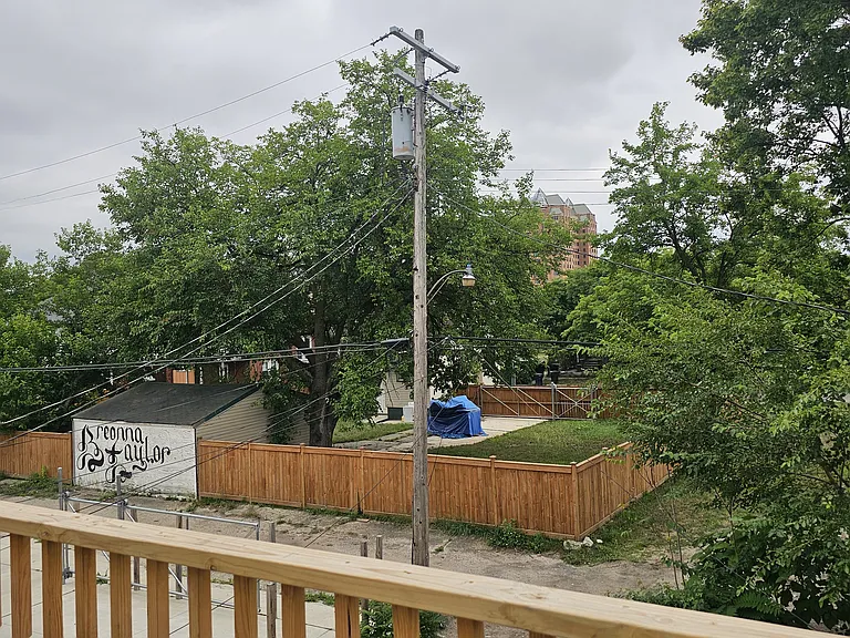 2935 Hogarth St — Photo 11