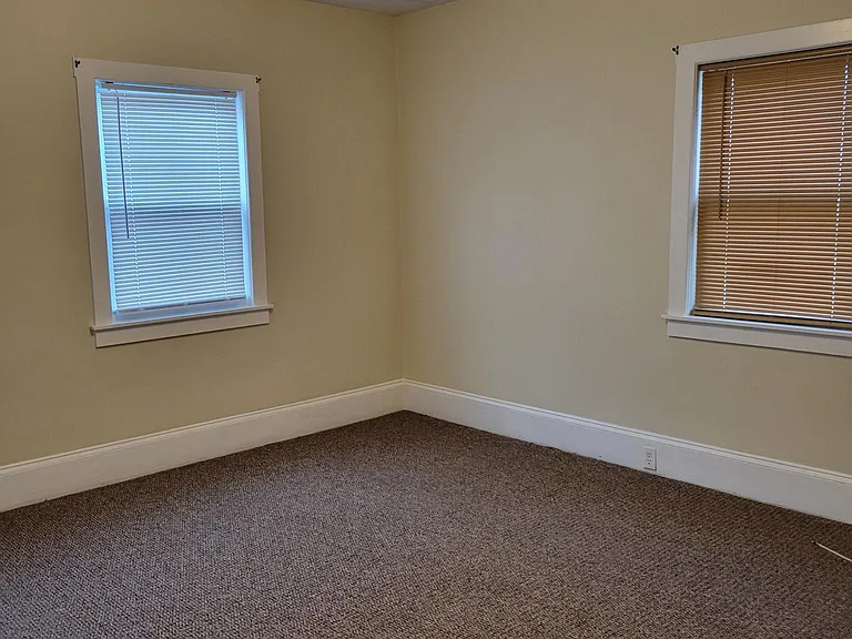 35 Plain St #2 — Photo 10