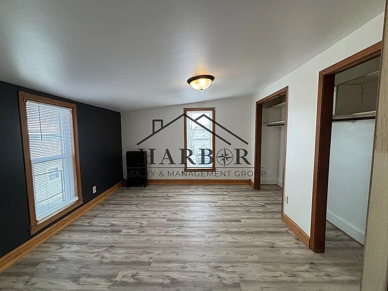 24 W Main St #4 — Photo 7