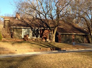 322 Lawrence Ave, Lawrence, KS 66049