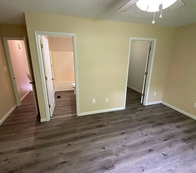 900 N Barton St #2 — Photo 12