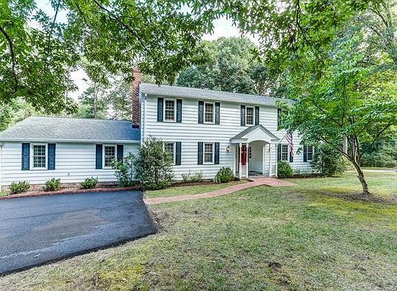 5th image of 11800 Bollingbrook Dr