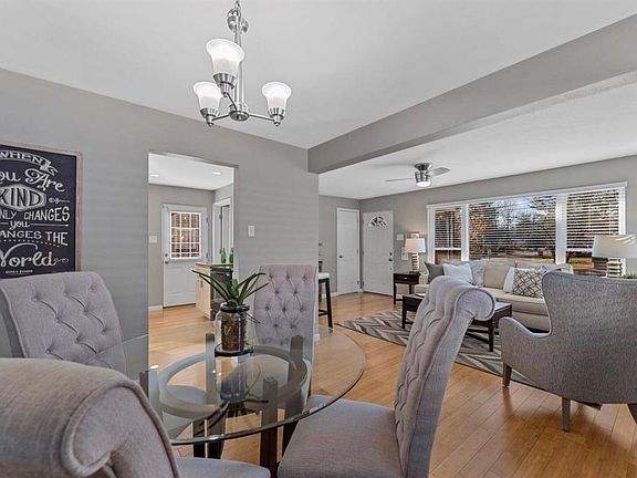 3rd image of 1614 Bredell Ave #A