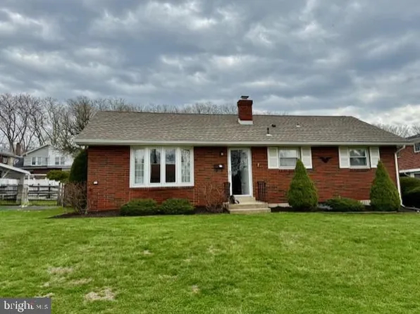 1121 N Saint Lucas St, Allentown, PA 18104