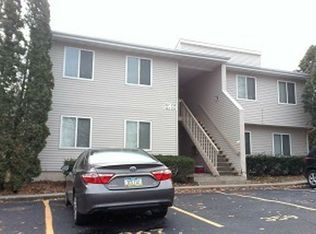 371 Willowind Pl, Iowa City, IA 52246