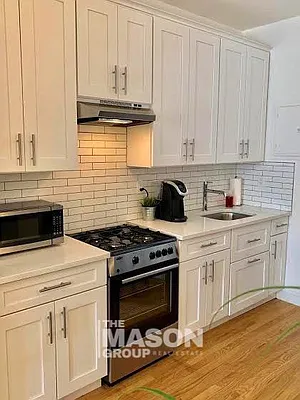 Rented by Mason Group LLC | media 7