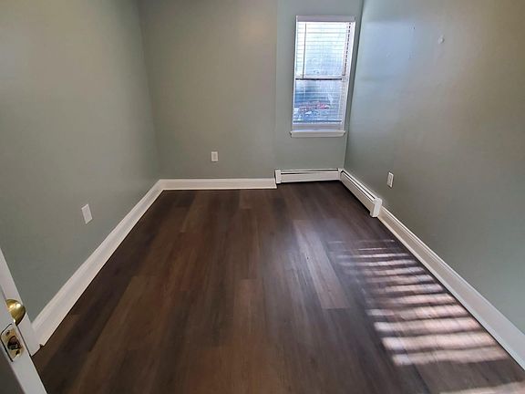 3rd image of 346 Sussex Ave #1L