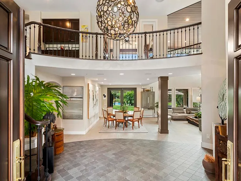 6805 Farms View Ct — Photo 5
