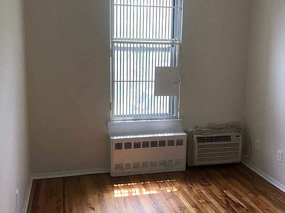 5th image of 103 2nd Ave APT 2C