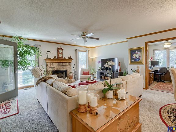 4th image of 1920 Lori Ln