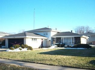 1305 E 169th St, South Holland, IL
